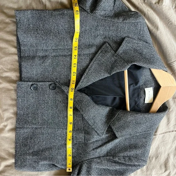 Alohas Itinerary Cropped Check Print Structured Blazer - Picture 5 of 7